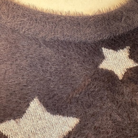 NWT - Simply Southern Fuzzy, Extremely Cozy & Cute Star Sweater. - Picture 8 of 9